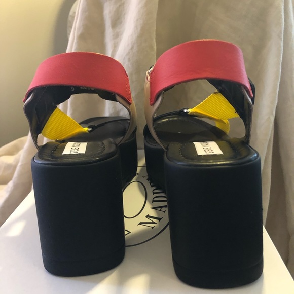 Steve Madden Funnel Multi New in Box 9 - Picture 4 of 6